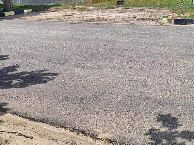 Residential Plot in Yeida for resale Greater Noida. The reference number is 19395914