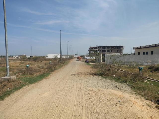Residential Plot in Yeida for resale Greater Noida. The reference number is 19457446