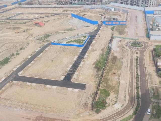 Residential Plot in Yeida for resale Greater Noida. The reference number is 19961346
