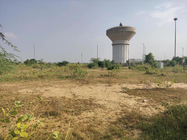 Residential Plot in Yeida for resale Greater Noida. The reference number is 19915412
