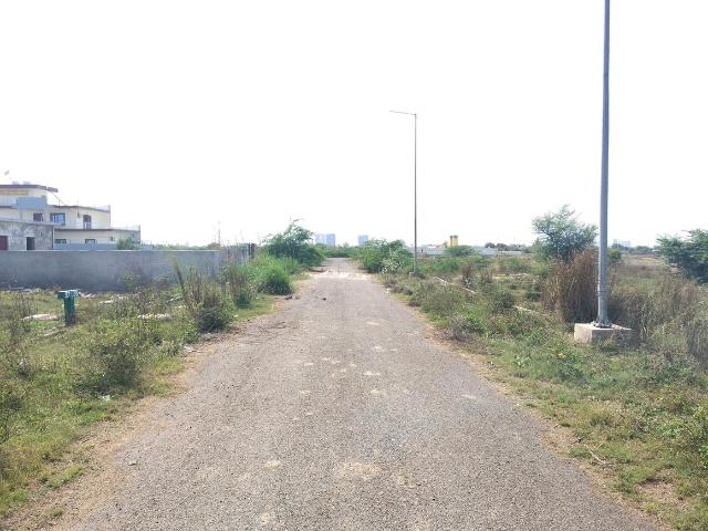 Residential Plot in Yeida for resale Greater Noida. The reference number is 19915429