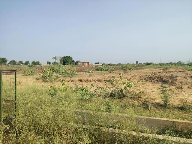 Residential Plot in Yeida for resale Greater Noida. The reference number is 19916043
