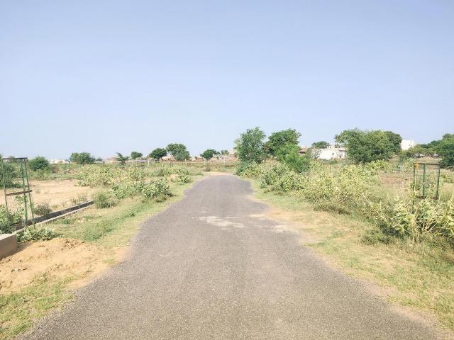 Residential Plot in Yeida for resale Greater Noida. The reference number is 19916077