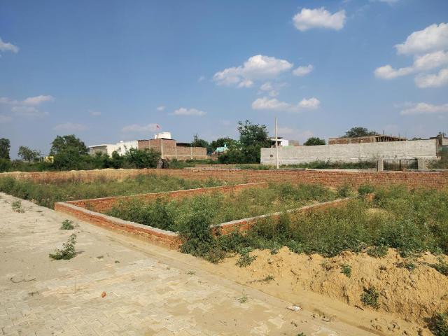 Residential Plot in Yeida for resale Greater Noida. The reference number is 19916096