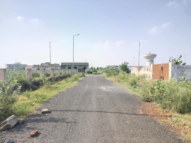 Residential Plot in Yeida for resale Greater Noida. The reference number is 20053739