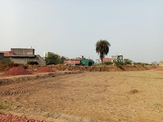 Residential Plot in Yeida for resale Greater Noida. The reference number is 20015048