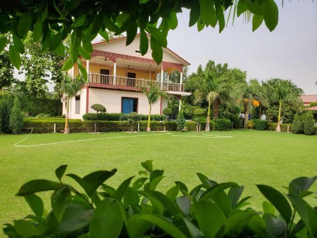 Residential Plot in Yeida for resale Greater Noida. The reference number is 20187521