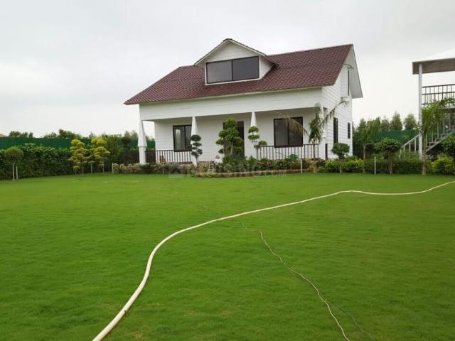 Residential Plot in Yeida for resale Greater Noida. The reference number is 20188100