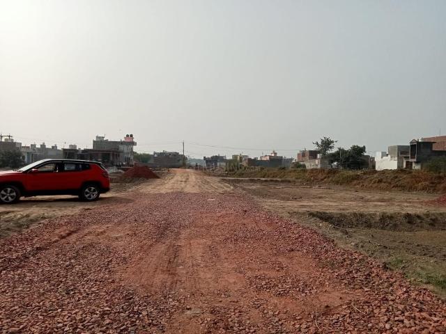 Residential Plot in Yeida for resale Greater Noida. The reference number is 20268812