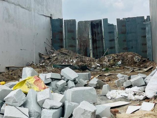 Residential Plot in Yeida for resale Greater Noida. The reference number is 20818712