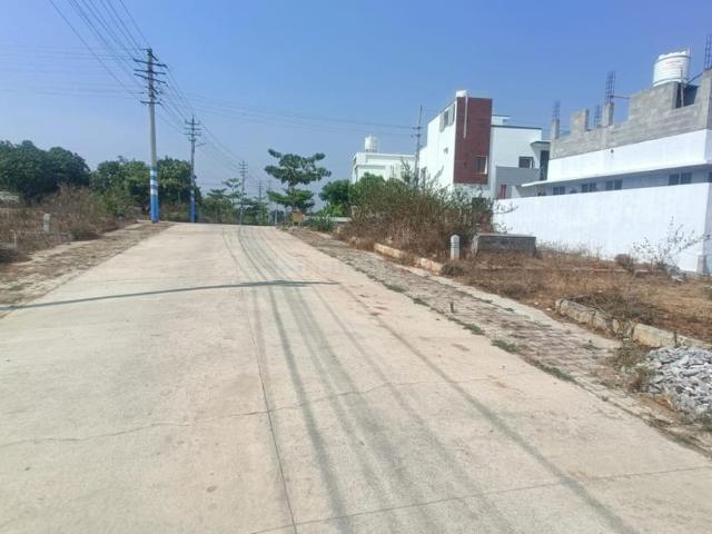Residential Plot in Yelachahalli for resale Mysore. The reference number is 16886652