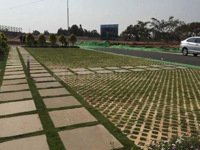 Residential Plot in Yelahanka for resale North Bangalore. The reference number is 17743588