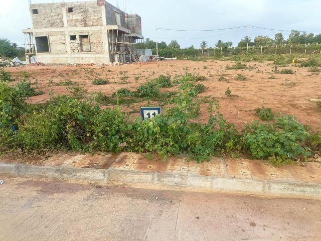 Residential Plot in Yelahanka Satellite Town for resale Bengaluru. The reference number is 20842568