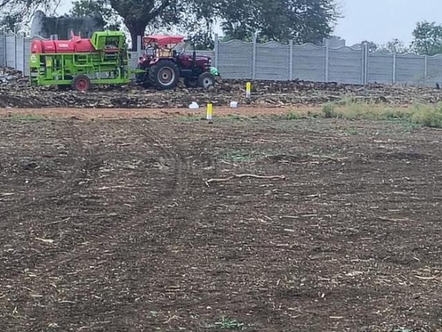Residential Plot in Zahirabad Rural for resale Sangareddy. The reference number is 20081574