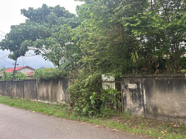 Residential Plot including old house structure for sale