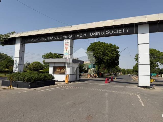 Residential plot located in the best block of bankers avenue lahore