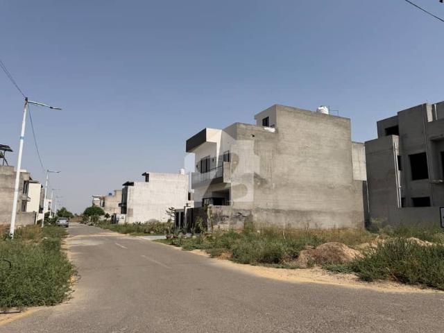 Residential plot located in the best block of bankers avenue lahore
