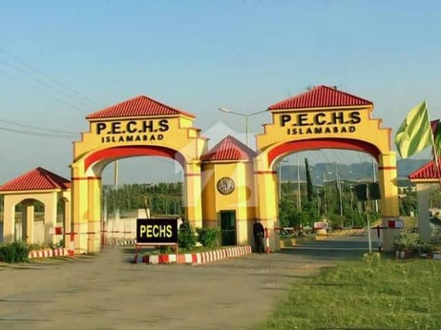 Residential Plot Sized 10 Marla In PECHS Block M