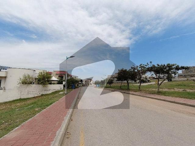 Residential Plot Sized 1 Kanal Is Available For sale In Bahria Town Phase 8 Block A