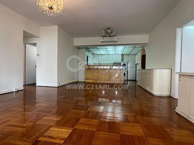 residential property in 中半山