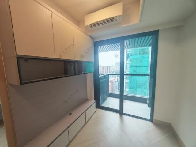 residential property in 紅磡
