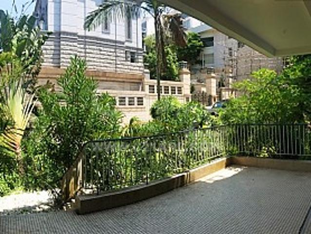 residential property in 淺水灣