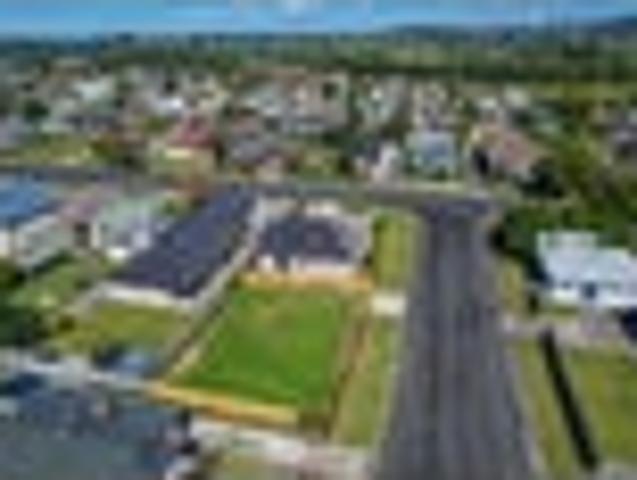 Residential section with no covenants