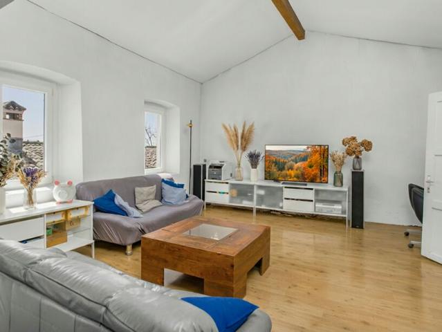 RESIDENZA SECONDARIA CASA STORICA CON TERRAZZA A BESAZIO