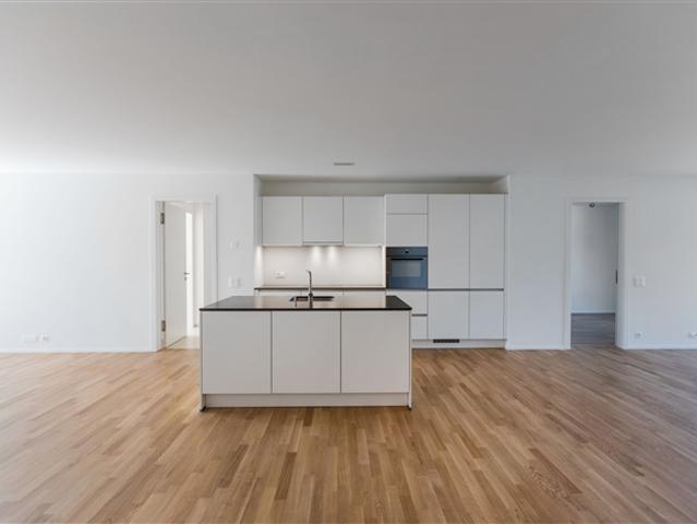 Residenza Radice modernes Design und Balkone mit Doppelbelichtung