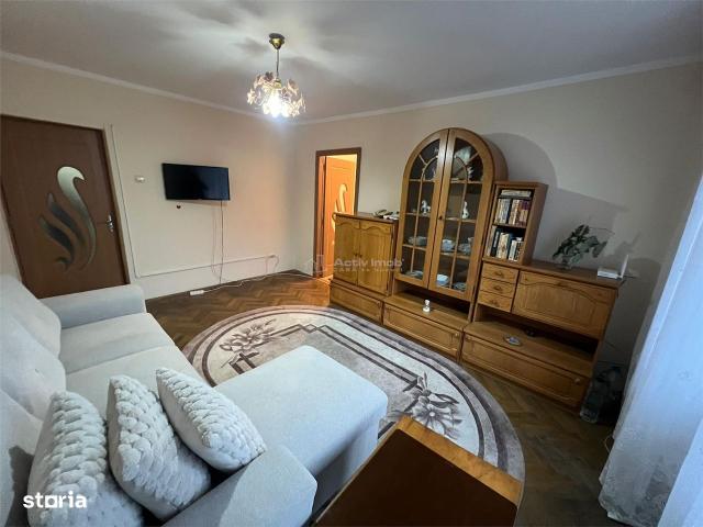 Resita, 2 Cam. Cf. 1 Semidec. Zona Lunca