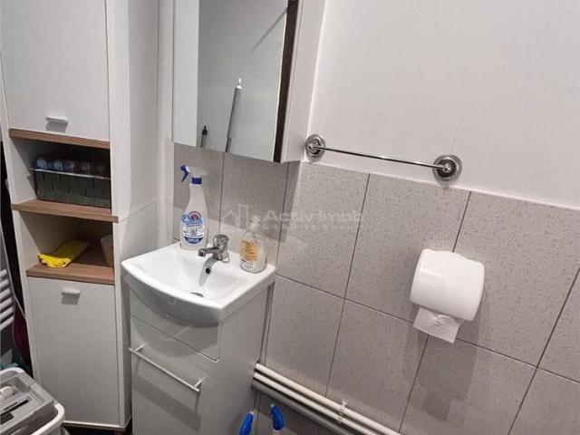 RESITA CHIRIE, CABINET MEDICAL, SPATIU COMERCIAL SAU APARTAMENT LA CU