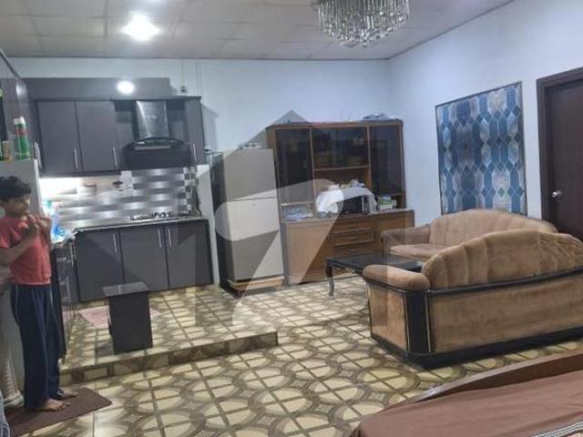 Resonable price sector z near park masjid market school hospital at few steps single gulshan e maymar