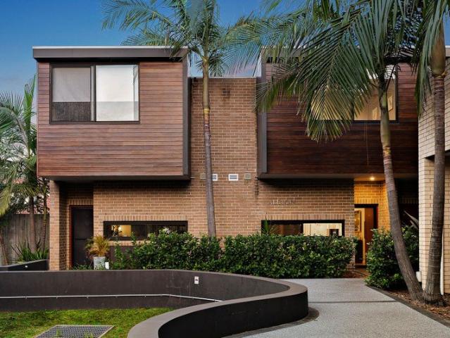 Resort style Living in Beachside Setting