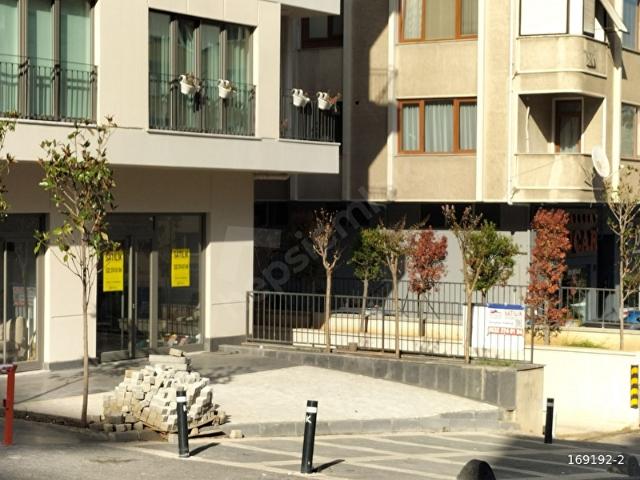 RESSAM SALİH ERİMEZ CAD. ÜSTÜ ÖN KULLANIMLI 25 m2 SATILIK DÜKKAN