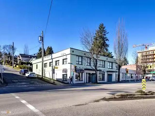 Retail for lease in New Westminster, New Westminster, 100 131.
