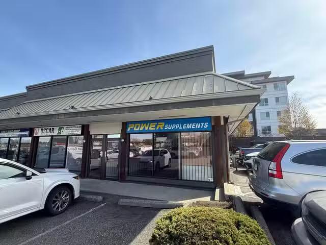 Retail for lease in Abbotsford, Abbotsford, 102 2760 Gladwin R.
