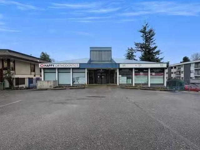 Retail for lease in Abbotsford, Abbotsford, 33774 Marshall Roa.
