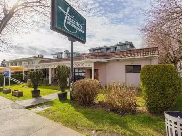 Retail for lease in Vancouver, Vancouver East, 2411 Nanaimo St.