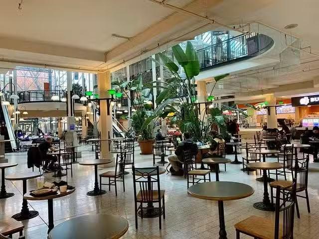 Retail for lease in Vancouver, Vancouver West, 07B 555 W 12th.