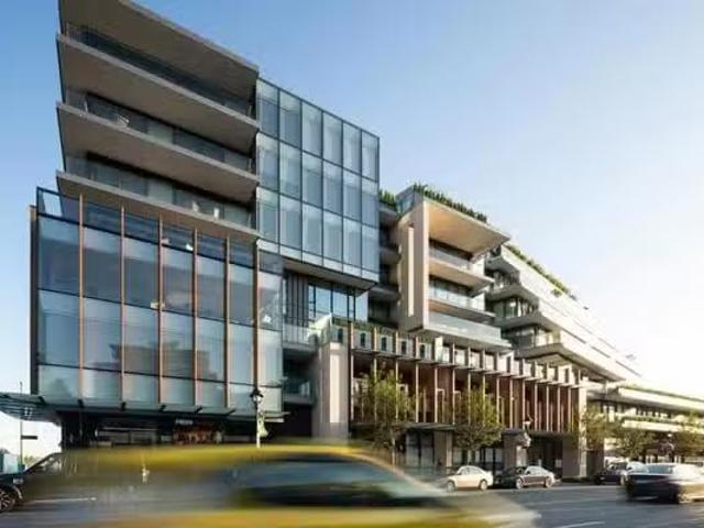 Retail for lease in West Vancouver, West Vancouver, CRU 04 132.