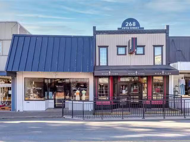 Retail for sale in Courtenay, A&B 268 5th St, 1038957