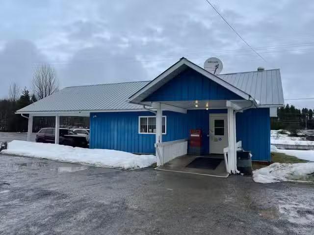 Retail for sale in Kitwanga, Hazelton & Hwy 37, 1543 N Kitwang.