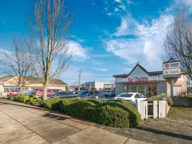 Retail for sale in Surrey, Cloverdale, 5630 176 Street, 224984.
