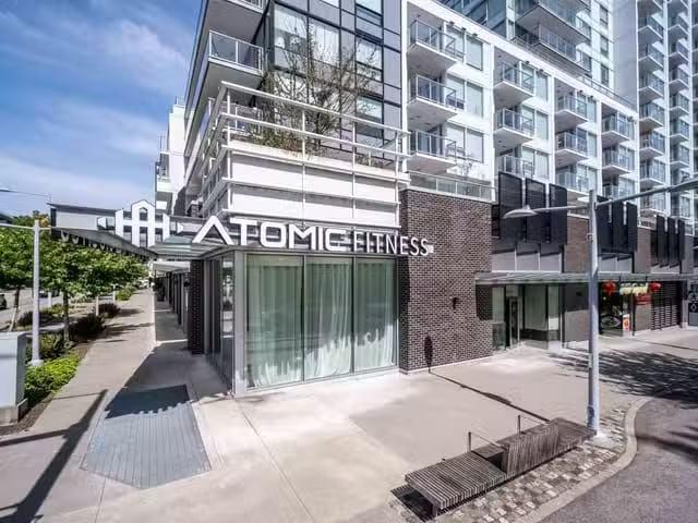 Retail for sale in Richmond, Richmond, 135 5508 Hollybridge Wa.