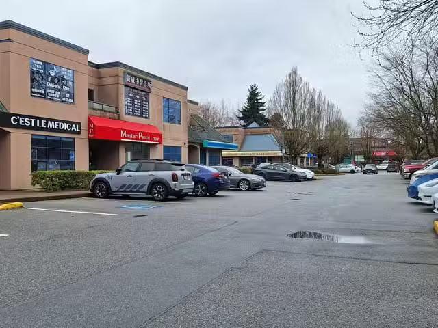 Retail for sale in Richmond, Richmond, 280 4400 Hazelbridge Wa.