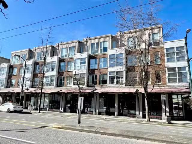 Retail for sale in Vancouver, Vancouver West, 2797 Arbutus Str.