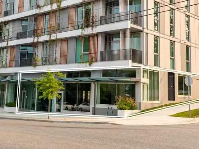 Retail for sale in Vancouver, Vancouver West, 2892 Arbutus Str.