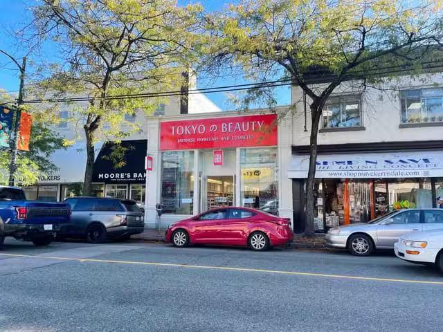 Retail for sale in Vancouver, Vancouver West, 2134 W 41st Aven.