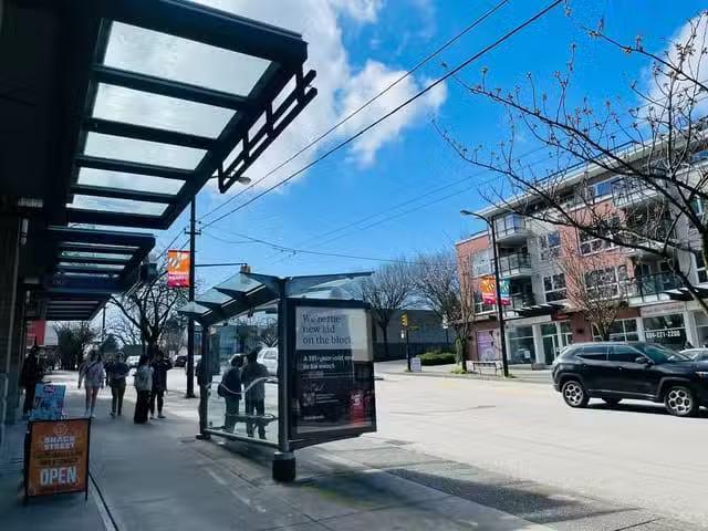 Retail for sale in Vancouver, Vancouver West, 3378 Dunbar Stre.