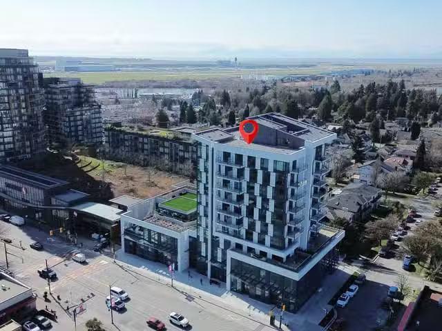 Retail for sale in Vancouver, Vancouver West, 8405 Granville S.